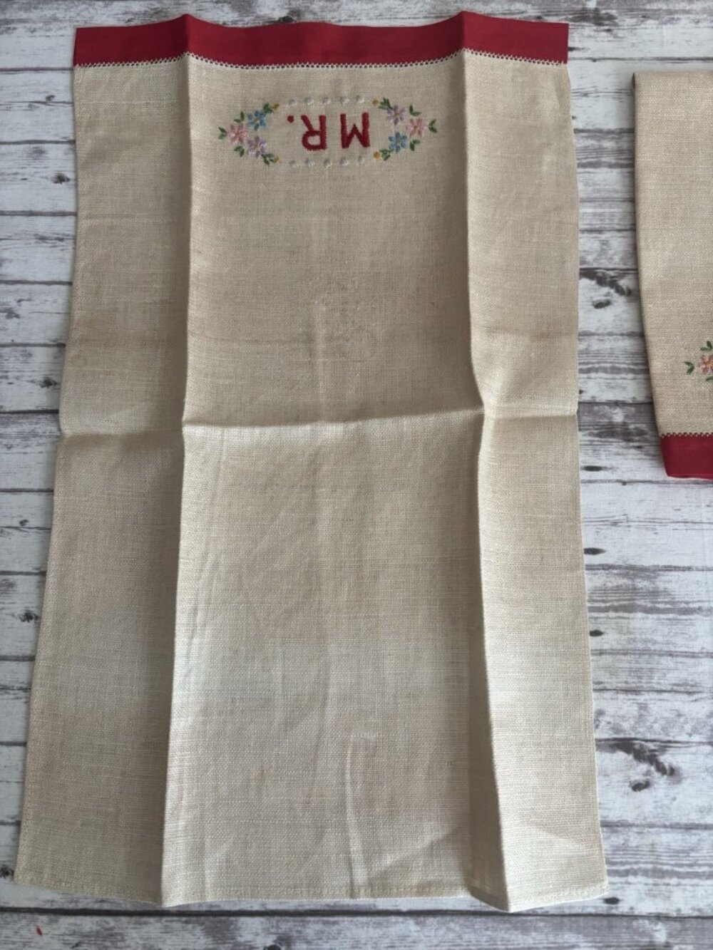Vintage Hand-Embroidered Red Floral Mrs & Mr Hand Towels 11x18 Linen‎ - Picture 4 of 12